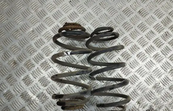 Opel Zafira B Rear coil spring