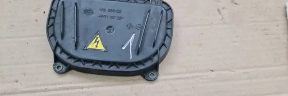 Audi A7 S7 4G Headlight/headlamp dust cover 17606000