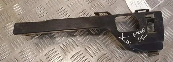 Ford Focus Front bumper mounting bracket 4M5117E857AC