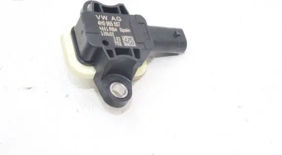 Audi A6 S6 C7 4G Airbag deployment crash/impact sensor 4H0955557
