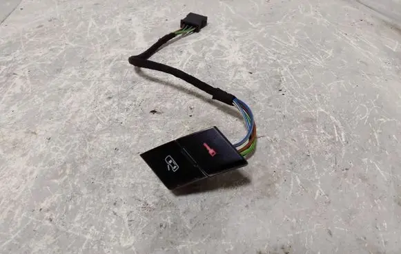 Audi A6 S6 C5 4B Central locking switch button 4B1962107B