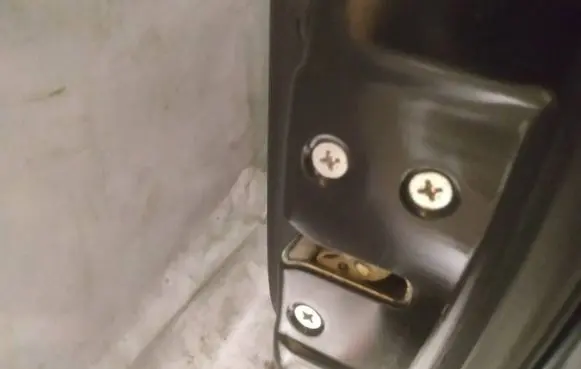 Honda Civic Front door lock