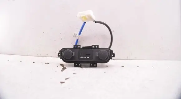 KIA Sportage AUX in-socket connector 961103W000