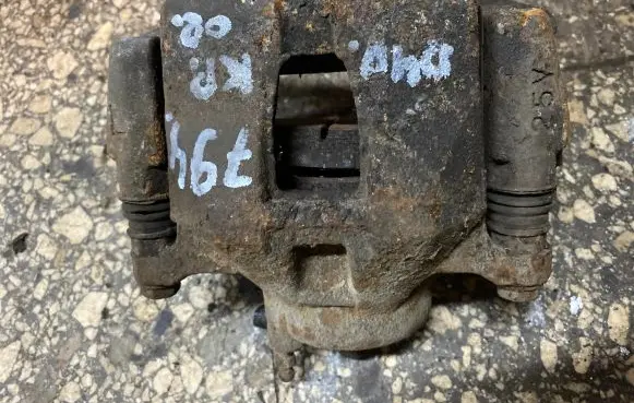 Toyota Corolla E120 E130 Front brake caliper
