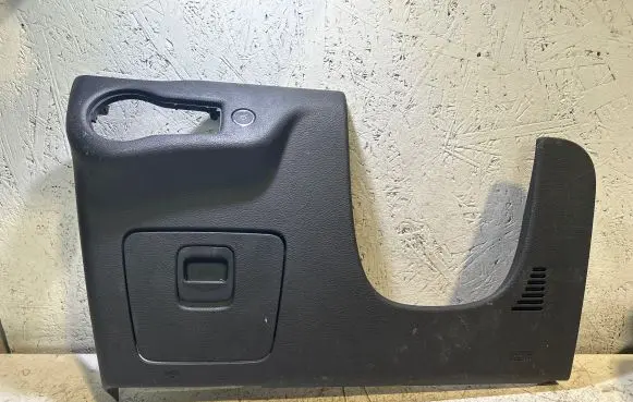 Jeep Cherokee Dashboard lower bottom trim panel 68269387AA 5096122 3132350