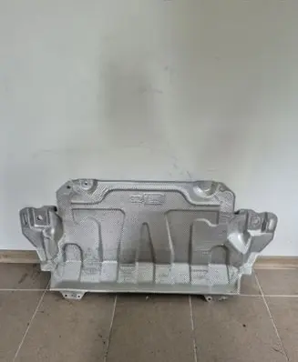 Volvo XC40 Trunk boot underbody cover/under tray 32262065