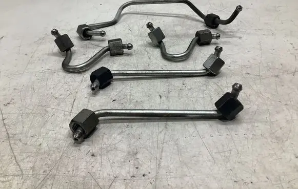 Hyundai ix20 Fuel injector supply line/pipe 