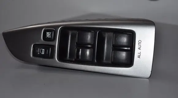 Toyota Land Cruiser (J120) Electric window control switch 8404060053