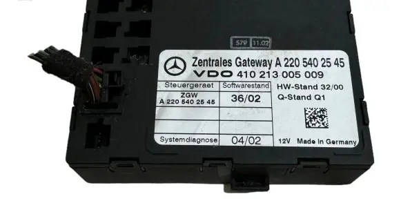 Mercedes-Benz S W220 Gateway control module A2205402545 410213005009