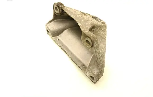 BMW 7 F01 F02 F03 F04 Engine mounting bracket 6777528