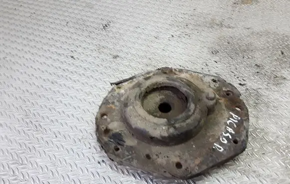 Citroen Xsara Picasso Coil spring mount 