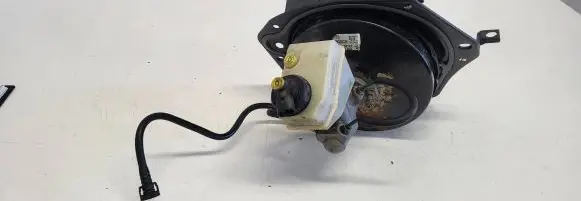 Renault Kangoo I Brake booster 7700308989 B359679