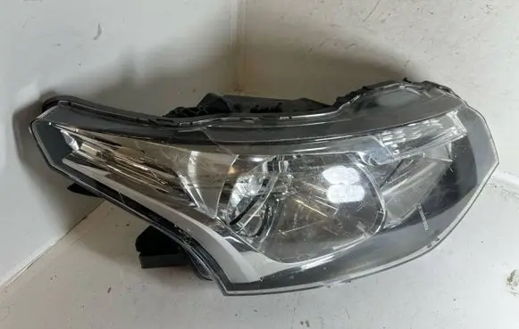 Mitsubishi Outlander Headlight/headlamp