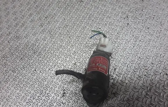 SsangYong Musso Windscreen/windshield washer pump 8632005000