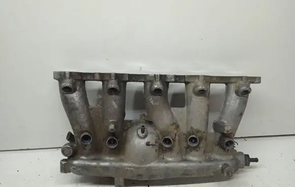 Volvo S60 Intake manifold 09447005