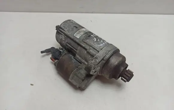 Volkswagen Touran I Starter motor 0AM911023D