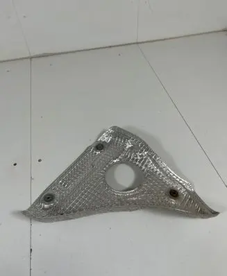 Exhaust heat shield