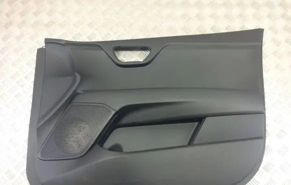 KIA Stonic Front door card panel trim