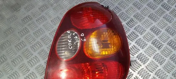 Toyota Corolla E110 Rear/tail lights 22076587r 220-76587r