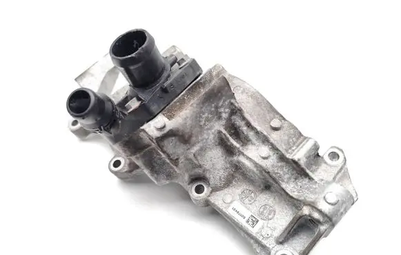Thermostat/thermostat housing