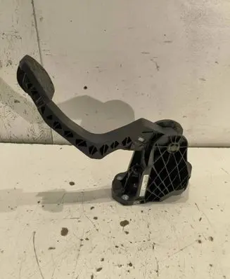 Volkswagen PASSAT B6 Clutch pedal 3C1721059G