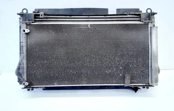 Toyota Verso-S Radiator set 160400X020 0X020