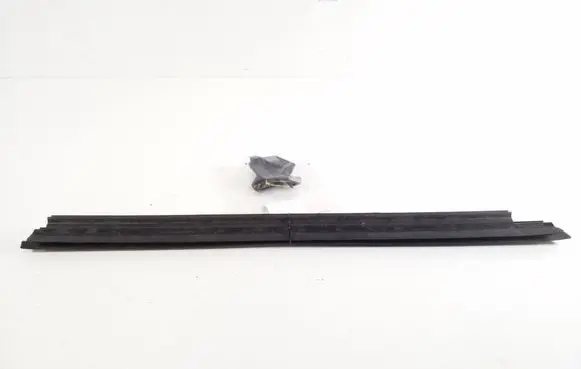Toyota Yaris Cross Front door trim bar 68172K2010