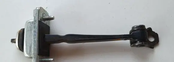 Opel Mokka Rear door check strap stopper