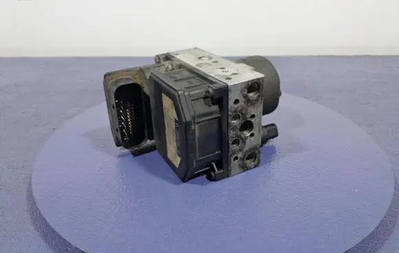 Toyota Avensis Verso ABS Pump 4454005030