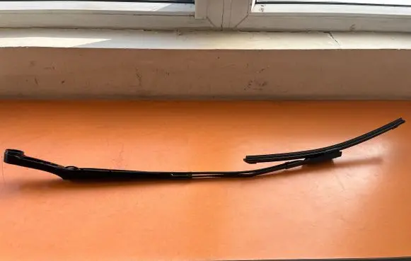 Opel Astra L Windshield/front glass wiper blade 3392126663