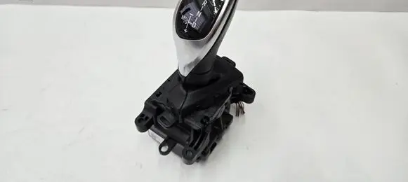 BMW 4 F32 F33 Gear shifter/selector 9296898 1009995100
