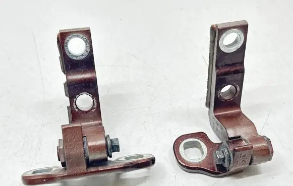 Volvo V40 Cross country Front door hinge set 31424657