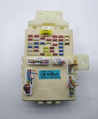 Hyundai ix35 Fuse module 919502S511