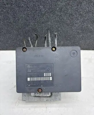 Mercedes-Benz R W251 ABS Pump A1645458332