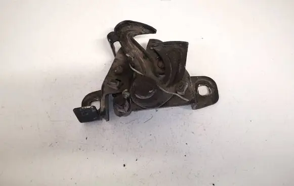 Engine bonnet/hood lock/catch