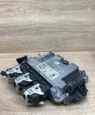 Ford Focus C-MAX Engine control unit/module ECU 4M5112A650NA 0281011263 6BMA