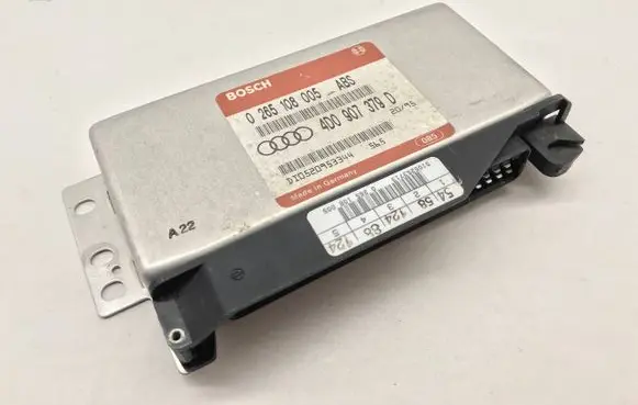 Audi A6 S6 C6 4F Engine control unit/module 4D0907379D 0265108005 520953344