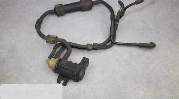 Skoda Octavia Mk2 (1Z) Other engine bay part 1K0906627B