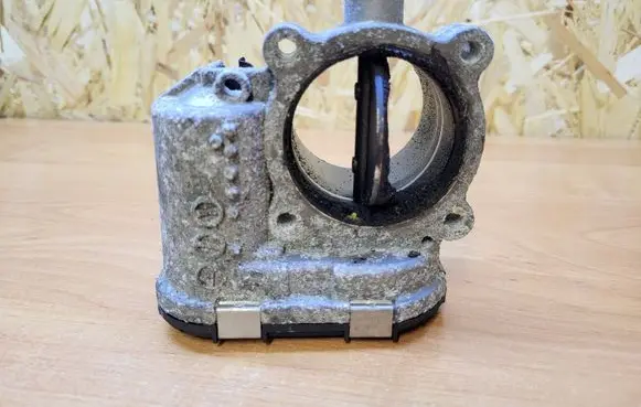 Volvo XC60 Throttle valve 31216665