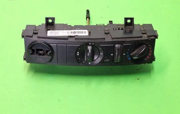 Mercedes-Benz Sprinter W906 Climate control unit A9068300485KZ 5HB00901102 C9955002