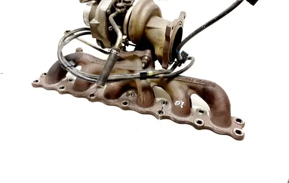 Volvo XC60 Turbo 30757899