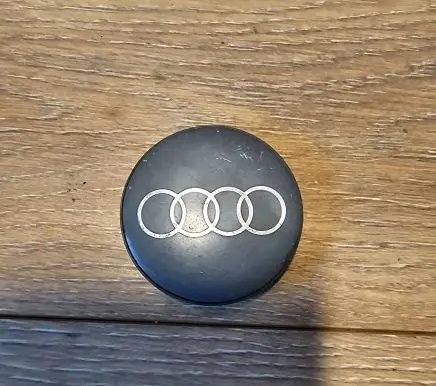 Audi A3 S3 8P Original wheel cap 10ZCAP001