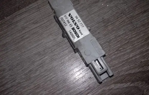 Volvo V70 Airbag deployment crash/impact sensor 007412 9452777 140905