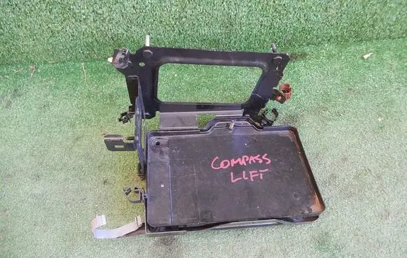 Jeep Compass Battery tray 