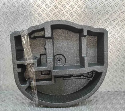 Toyota Yaris Cross Other trunk/boot trim element 649930D060