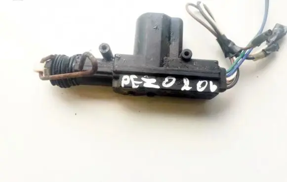 Peugeot 206 Central locking motor 932037992