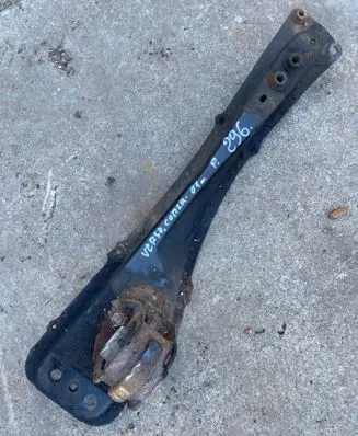 Toyota Corolla Verso AR10 Front subframe