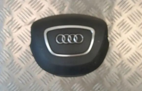 Audi Q3 8U Steering wheel airbag 8U0880201E 62478090A