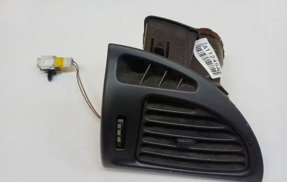 Citroen C5 Dash center air vent grill 99024110