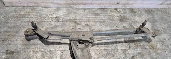BMW X5 E53 Front wiper linkage and motor 8403026 24012671